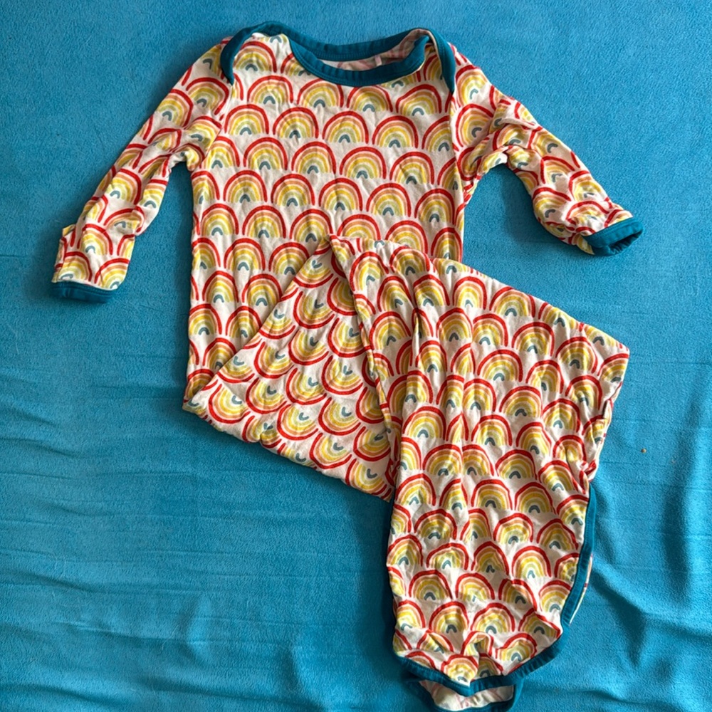 Little sleepies newborn gown